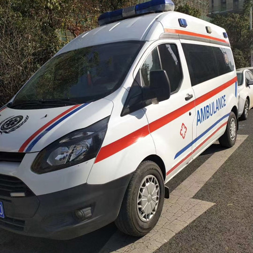 二七品质救护车出租,为您的健康出行负责